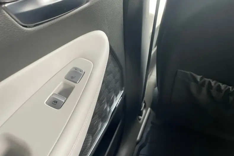 Hyundai SANTA FE din 2021 cu 70.000 km - oferta HYU144120 - foto 19