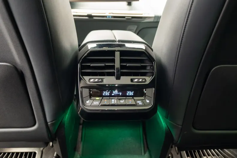 BMW iX din 2022 cu 69.000 km - oferta BMW144121 - foto 33