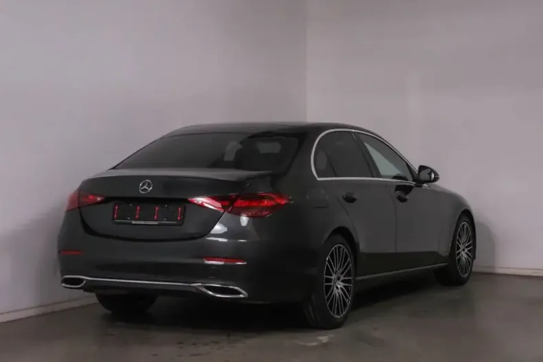 Mercedes-Benz C 300 din 2022 cu 4.000 km - oferta MER144123 - foto 2