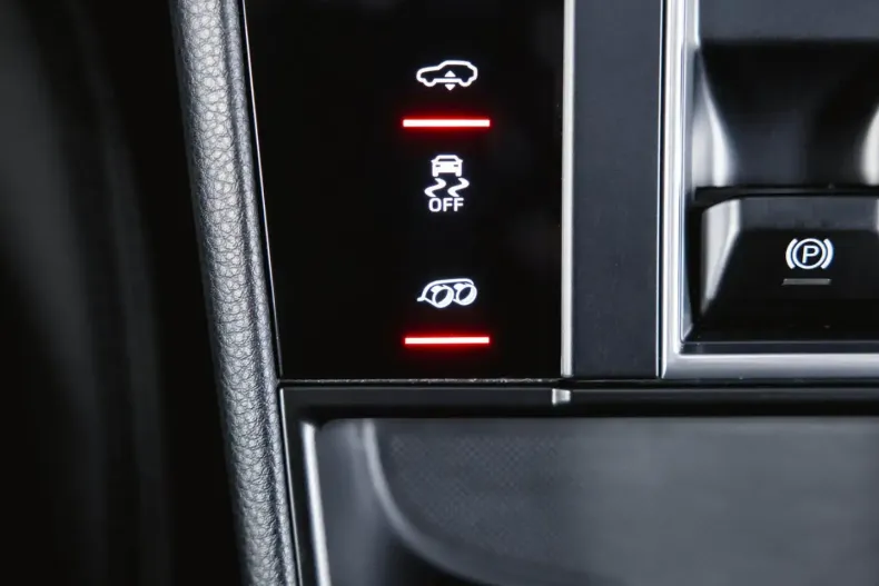 Porsche Macan din 2022 cu 45.900 km - oferta POR144124 - foto 39