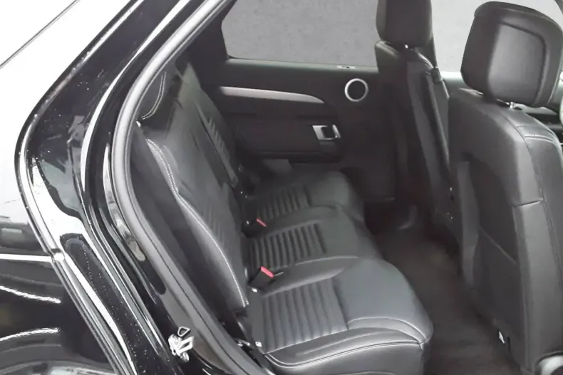 Land Rover Discovery din 2025 cu 9.900 km - oferta LAN144125 - foto 5