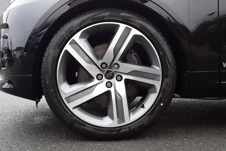 Land Rover Discovery din 2025 cu 9.900 km - oferta LAN144125 - foto 9