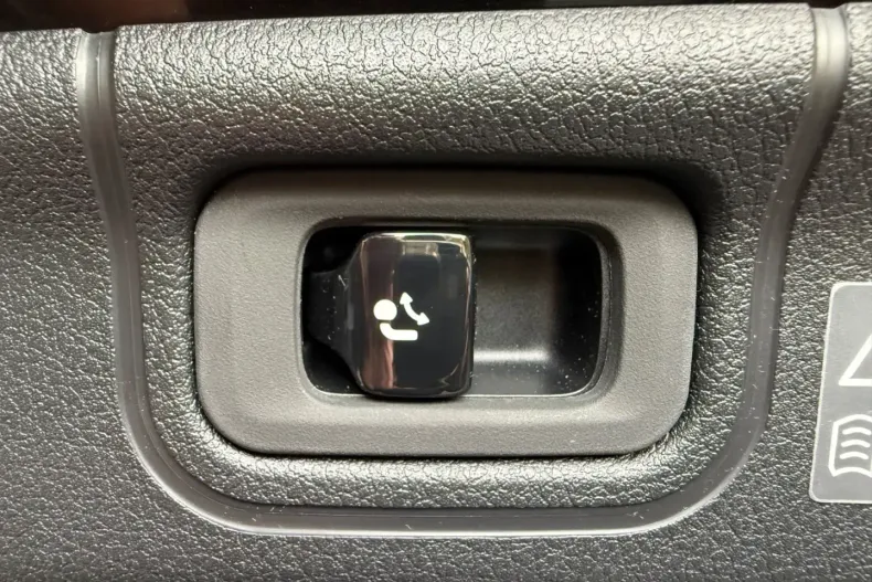 Mercedes-Benz C 300 din 2021 cu 69.800 km - oferta MER144126 - foto 14