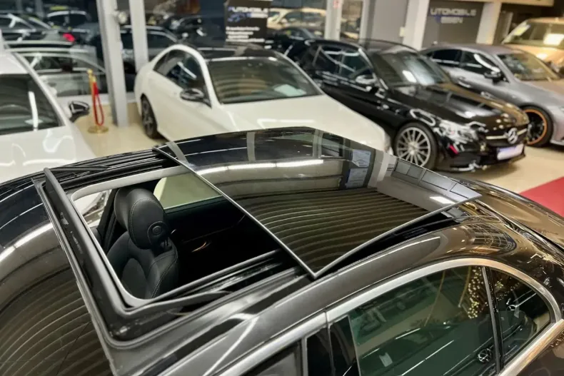 Mercedes-Benz C 300 din 2021 cu 81.809 km - oferta MER144127 - foto 6