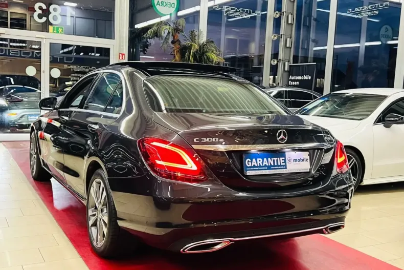 Mercedes-Benz C 300 din 2021 cu 81.809 km - oferta MER144127 - foto 15