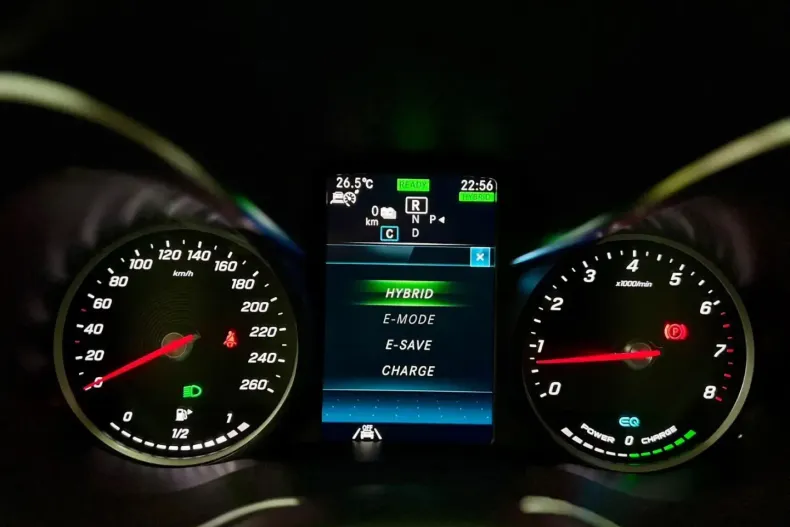 Mercedes-Benz C 300 din 2021 cu 81.809 km - oferta MER144127 - foto 21