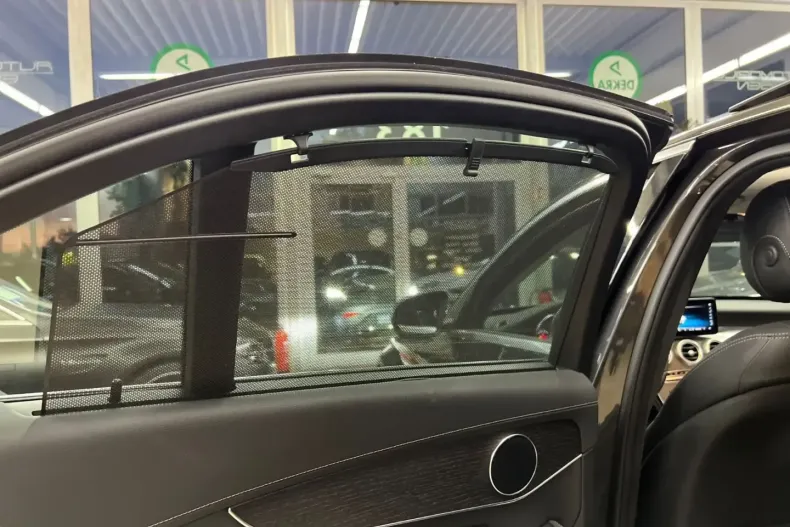 Mercedes-Benz C 300 din 2021 cu 81.809 km - oferta MER144127 - foto 37