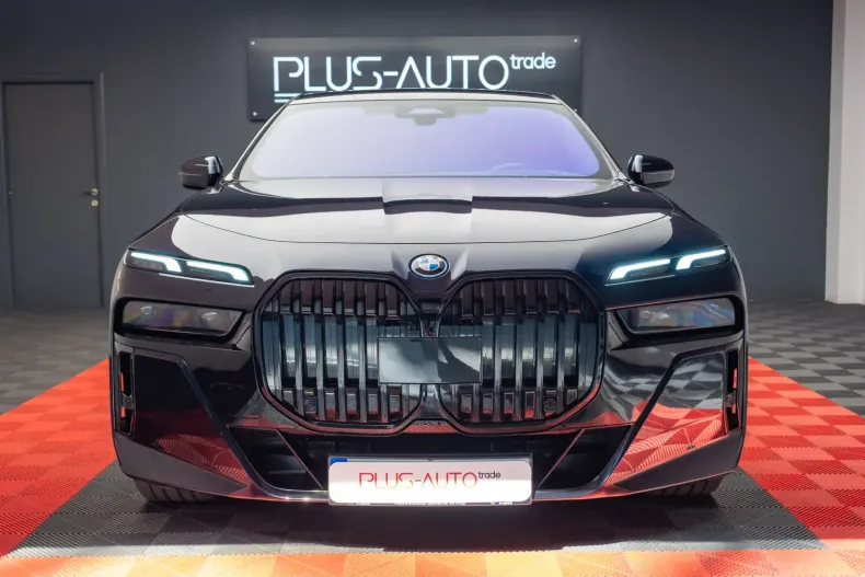 BMW i7 din 2023 cu 25.000 km - oferta BMW144128 - foto 2