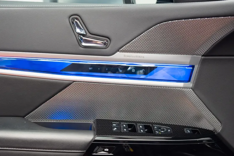 BMW i7 din 2023 cu 25.000 km - oferta BMW144128 - foto 19