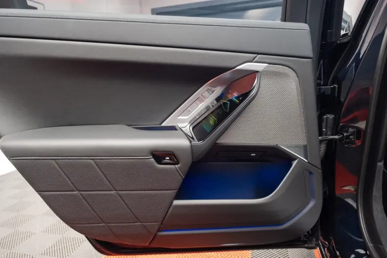 BMW i7 din 2023 cu 25.000 km - oferta BMW144128 - foto 24