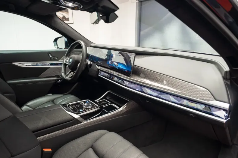 BMW i7 din 2023 cu 25.000 km - oferta BMW144128 - foto 36