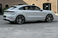 Porsche Cayenne din 2025 cu 9.900 km - oferta POR144139 - foto 32