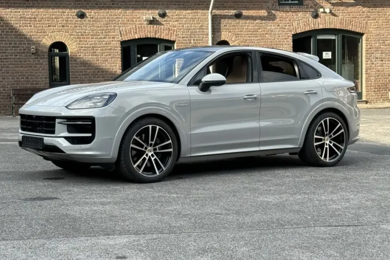 Porsche Cayenne din 2025 cu 9.900 km - oferta POR144139 - foto 34