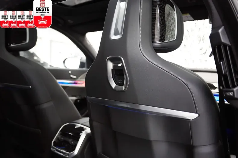 BMW 740 din 2024 cu 19.780 km - oferta BMW144148 - foto 37