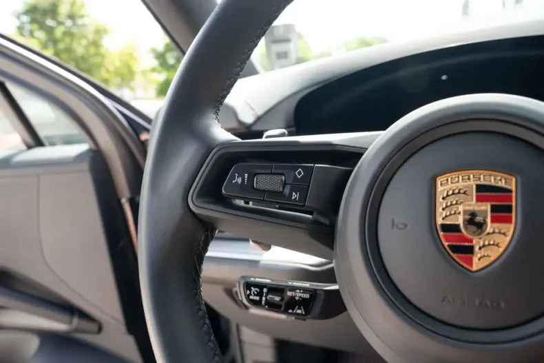 Porsche Cayenne din 2024 cu 19.900 km - oferta POR144149 - foto 26