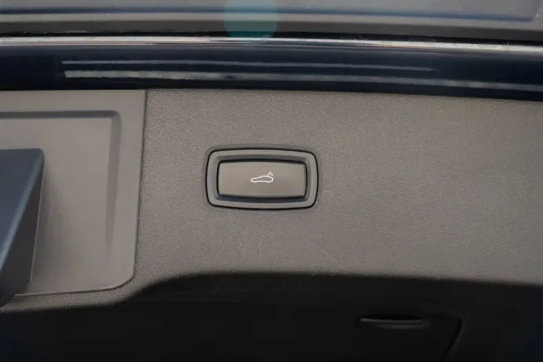 Porsche Cayenne din 2024 cu 19.900 km - oferta POR144149 - foto 33