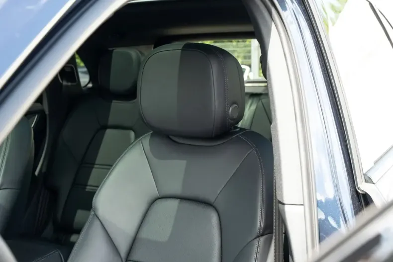 Porsche Cayenne din 2024 cu 19.900 km - oferta POR144149 - foto 34