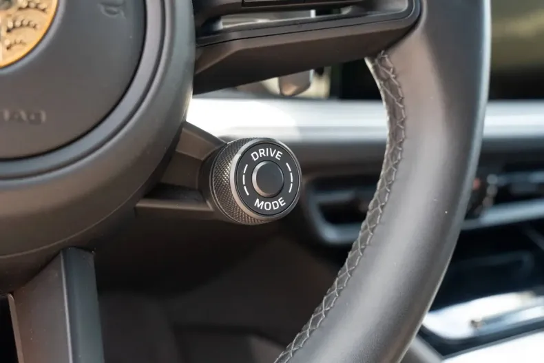 Porsche Cayenne din 2024 cu 19.900 km - oferta POR144149 - foto 38