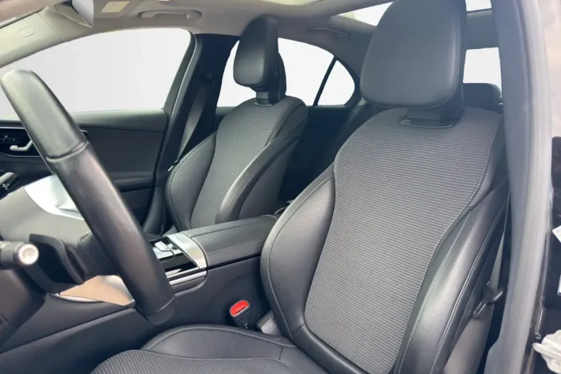 Mercedes-Benz C 300 din 2022 cu 63.000 km - oferta MER144167 - foto 12