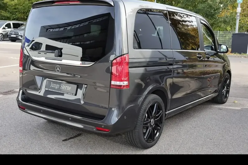 Mercedes-Benz V 300 din 2022 cu 73.900 km - oferta MER144171 - foto 3