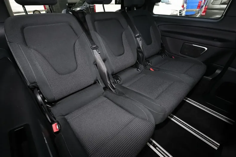 Mercedes-Benz V 300 din 2022 cu 73.900 km - oferta MER144171 - foto 7