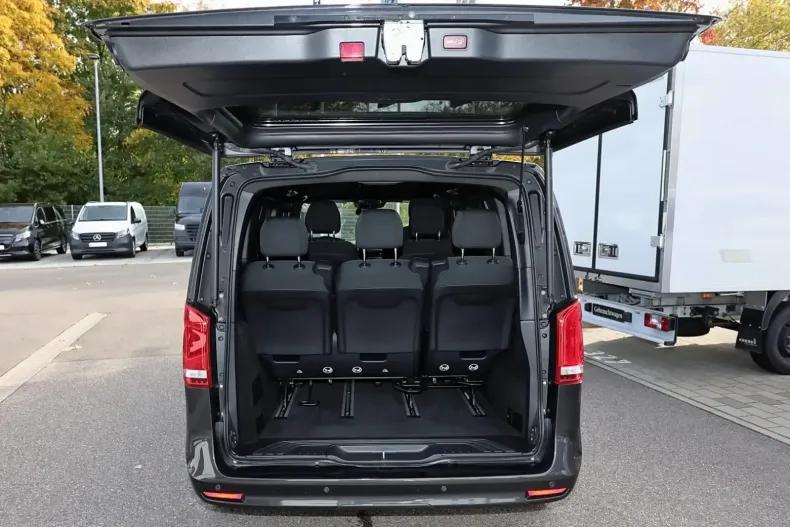 Mercedes-Benz V 300 din 2022 cu 73.900 km - oferta MER144171 - foto 10