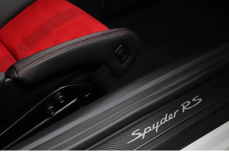 Porsche 718 Spyder din 2024 cu 4.900 km - oferta POR144177 - foto 25