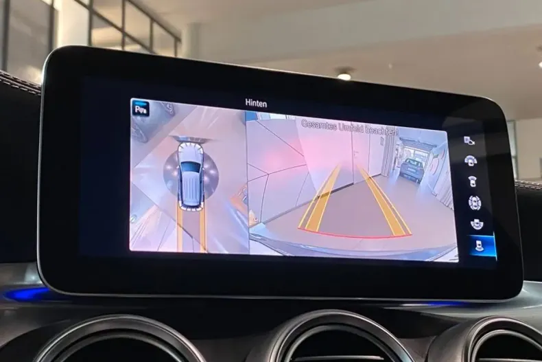 Mercedes-Benz GLC 300 din 2021 cu 59.965 km - oferta MER144178 - foto 27