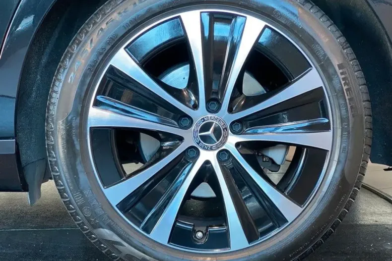 Mercedes-Benz E 300 din 2022 cu 79.746 km - oferta MER144185 - foto 7