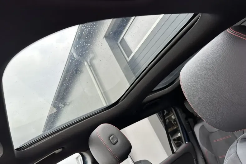 Mercedes-Benz GLB 220 din 2021 cu 54.750 km - oferta MER144188 - foto 11