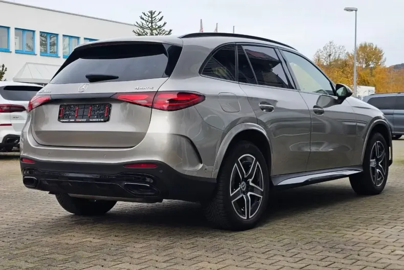 Mercedes-Benz GLC 300 din 2023 cu 40.388 km - oferta MER144195 - foto 6