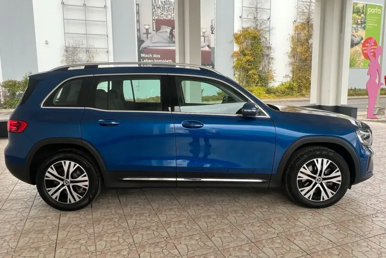 Mercedes-Benz GLB 250 din 2024 cu 13.829 km - oferta MER144203 - foto 4