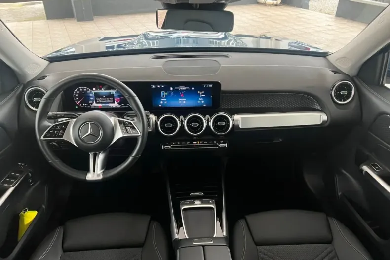 Mercedes-Benz GLB 250 din 2024 cu 13.829 km - oferta MER144203 - foto 11