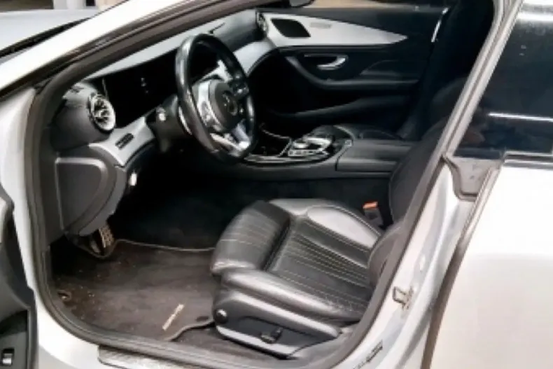 Mercedes-Benz CLS 450 din 2020 cu 85.000 km - oferta MER144207 - foto 7