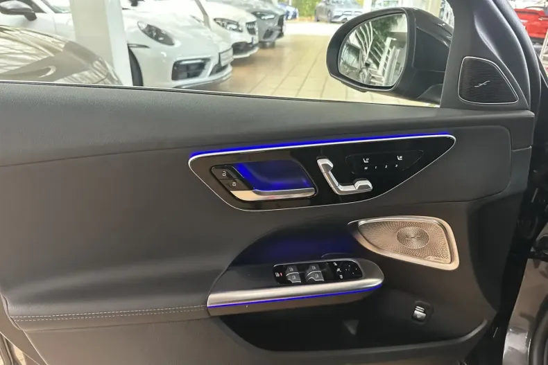 Mercedes-Benz C 220 din 2024 cu 40.400 km - oferta MER144213 - foto 16