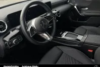 Mercedes-Benz CLA 200 din 2023 cu 3.779 km - oferta MER144215 - foto 10