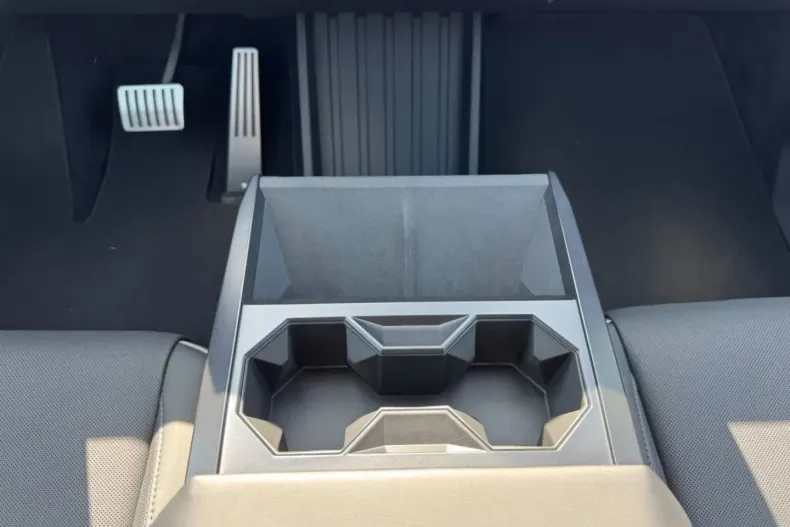 Tesla Cybertruck din 2024 cu 1.166 km - oferta TES144218 - foto 13