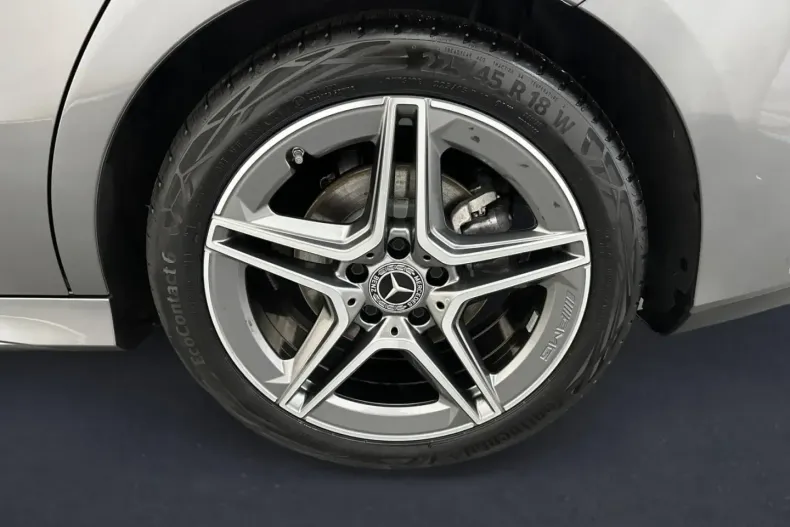 Mercedes-Benz CLA 220 din 2024 cu 9.251 km - oferta MER144220 - foto 5