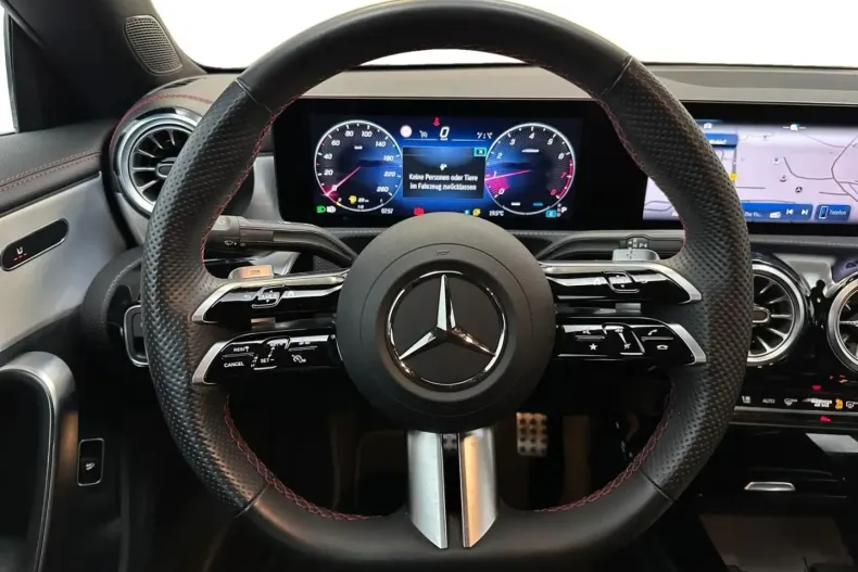 Mercedes-Benz CLA 220 din 2024 cu 9.251 km - oferta MER144220 - foto 11