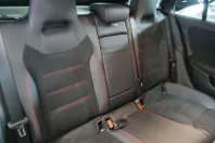 Mercedes-Benz CLA 250 din 2024 cu 15.990 km - oferta MER144221 - foto 4