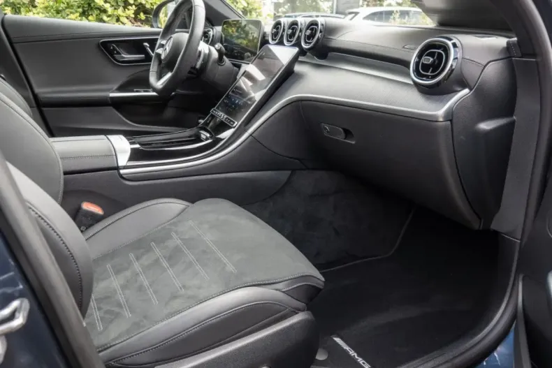 Mercedes-Benz C 300 din 2024 cu 7.277 km - oferta MER144230 - foto 2