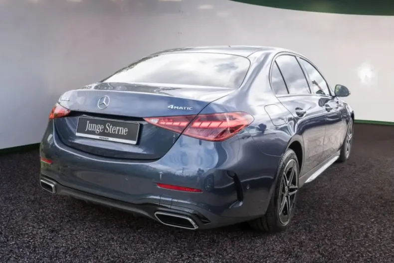 Mercedes-Benz C 300 din 2024 cu 7.277 km - oferta MER144230 - foto 3