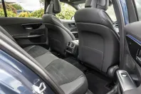 Mercedes-Benz C 300 din 2024 cu 7.277 km - oferta MER144230 - foto 4