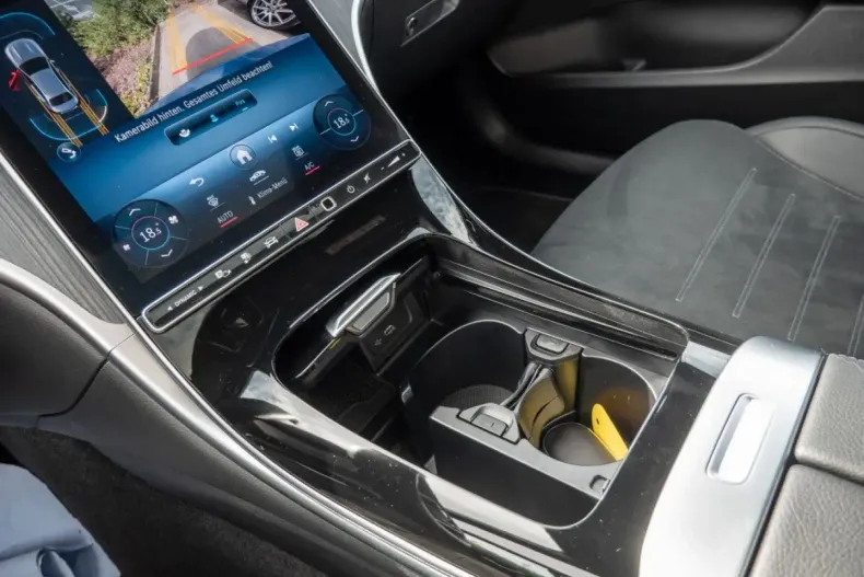 Mercedes-Benz C 300 din 2024 cu 7.277 km - oferta MER144230 - foto 12