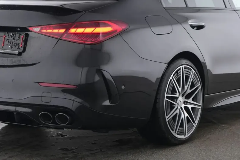 Mercedes-Benz C 43 AMG din 2024 cu 17.862 km - oferta MER144232 - foto 3