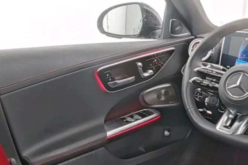 Mercedes-Benz C 43 AMG din 2024 cu 17.862 km - oferta MER144232 - foto 5