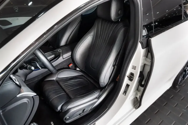 Mercedes-Benz CLS 400 din 2021 cu 54.122 km - oferta MER144233 - foto 13