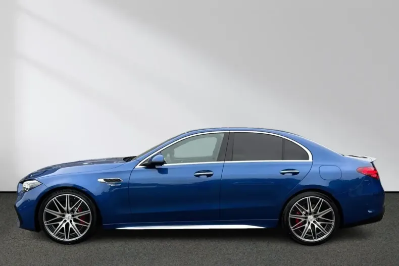 Mercedes-Benz C 63 AMG din 2024 cu 16.847 km - oferta MER144236 - foto 2