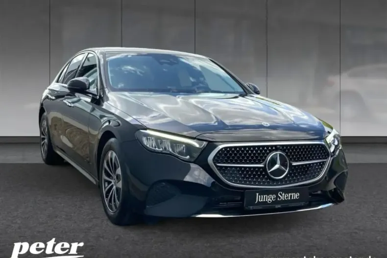 Mercedes-Benz E 220 din 2023 cu 15.189 km - oferta MER144241 - foto 1