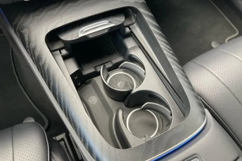 Mercedes-Benz E 220 din 2023 cu 15.189 km - oferta MER144241 - foto 13